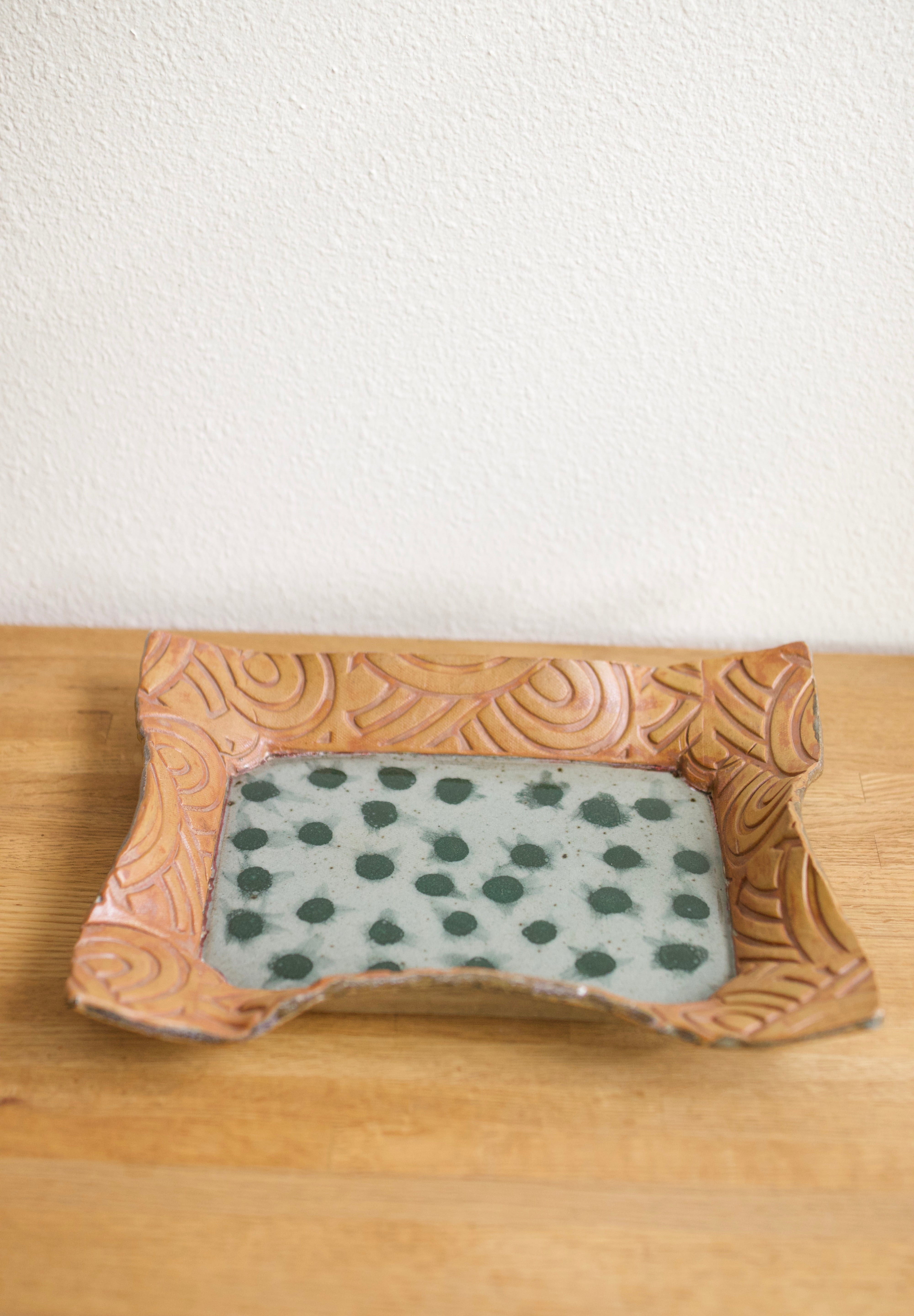 Handmade Ceramic Wavy Edge Tray