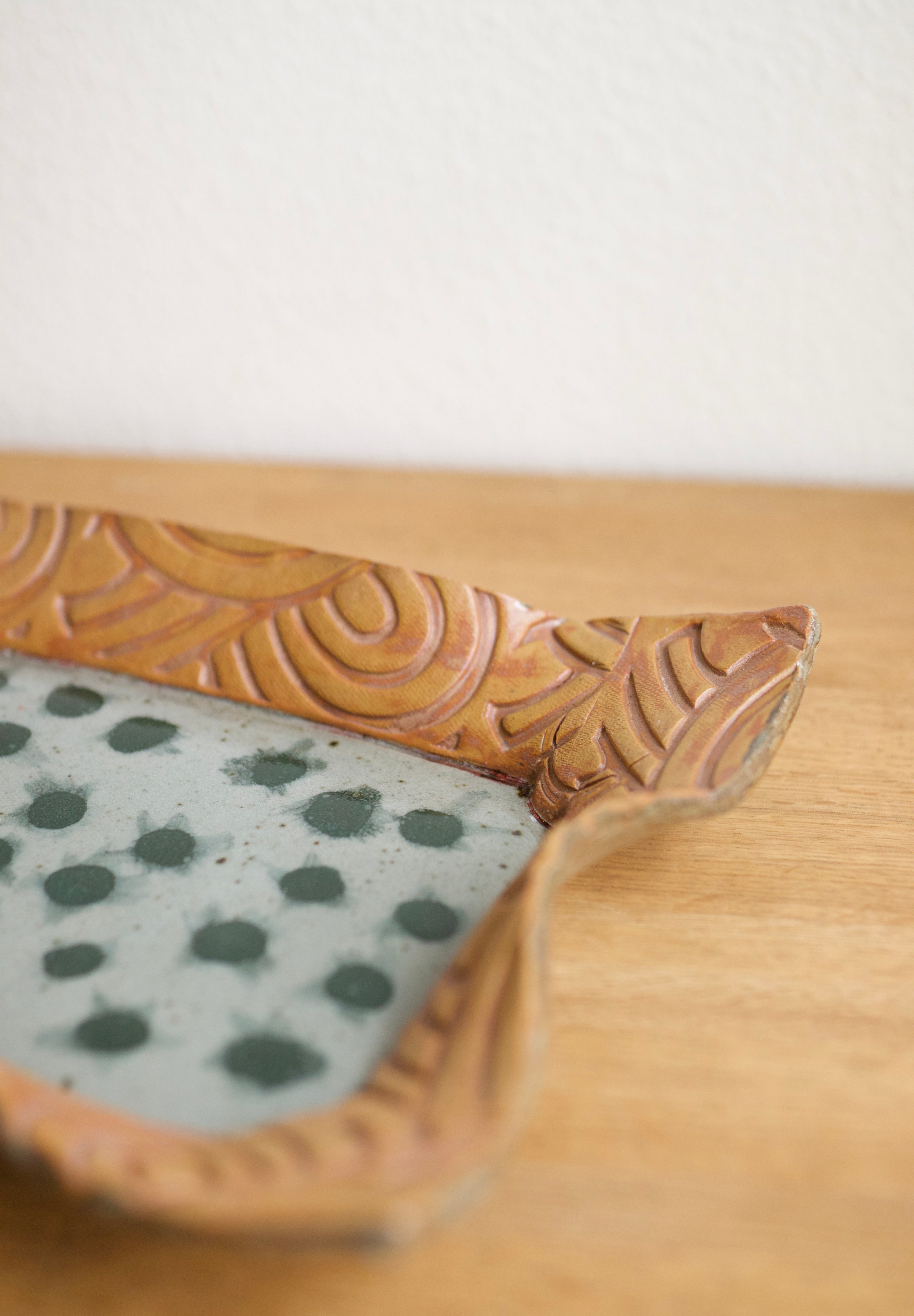 Handmade Ceramic Wavy Edge Tray
