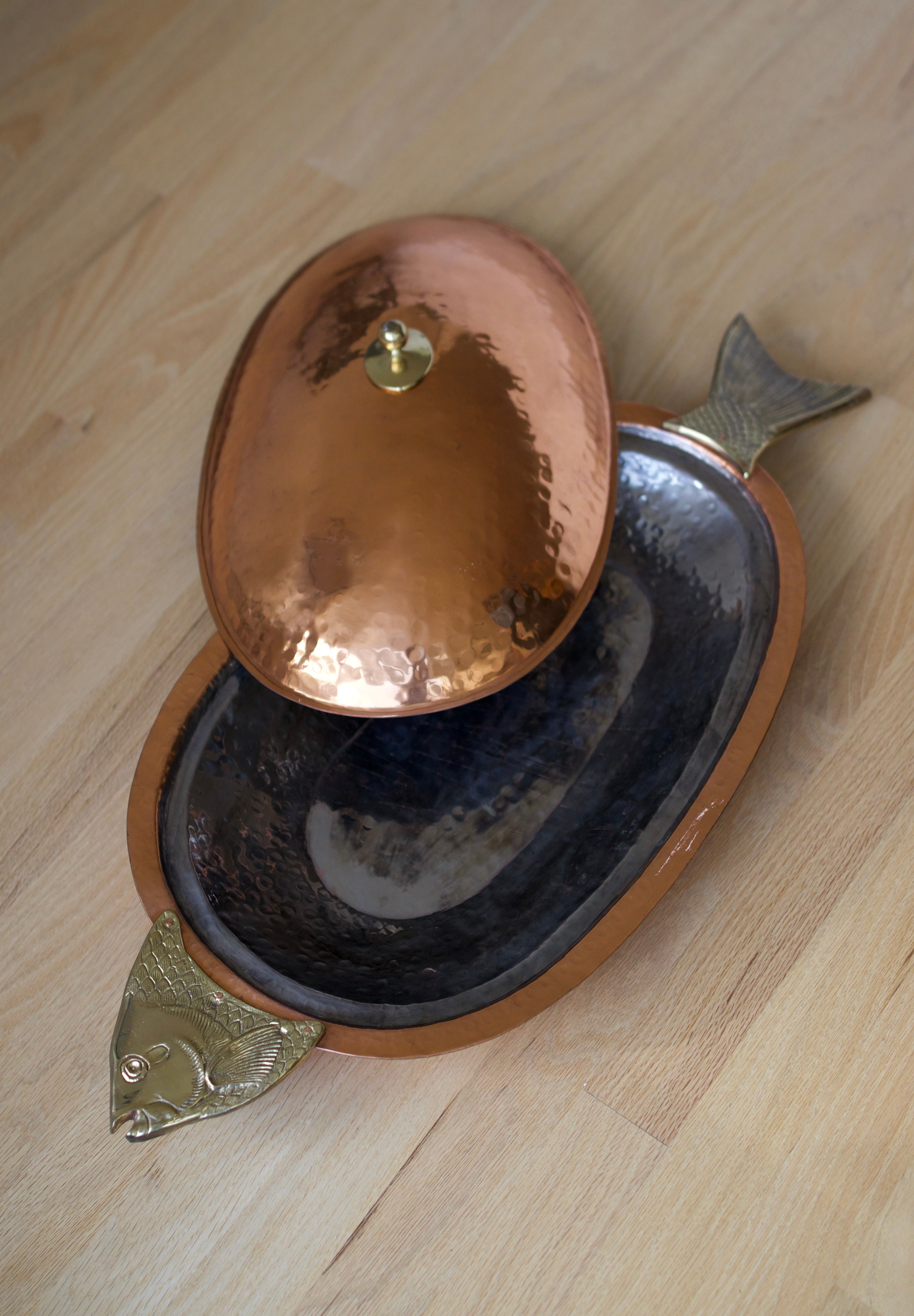 Hammered Copper Fish Serving Platter with Lid
