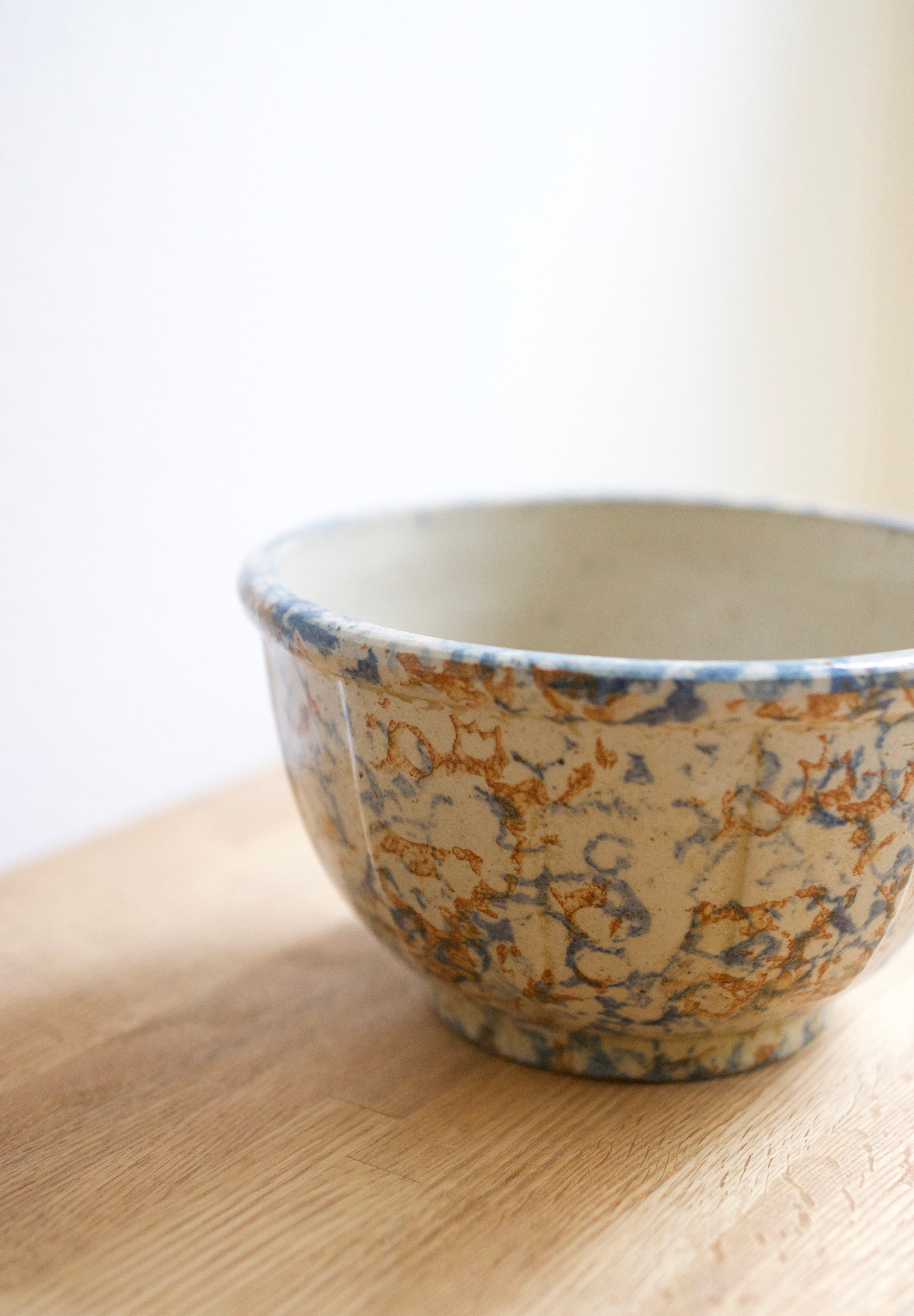 Vintage Red Wing Pottery Spongeware Bowl
