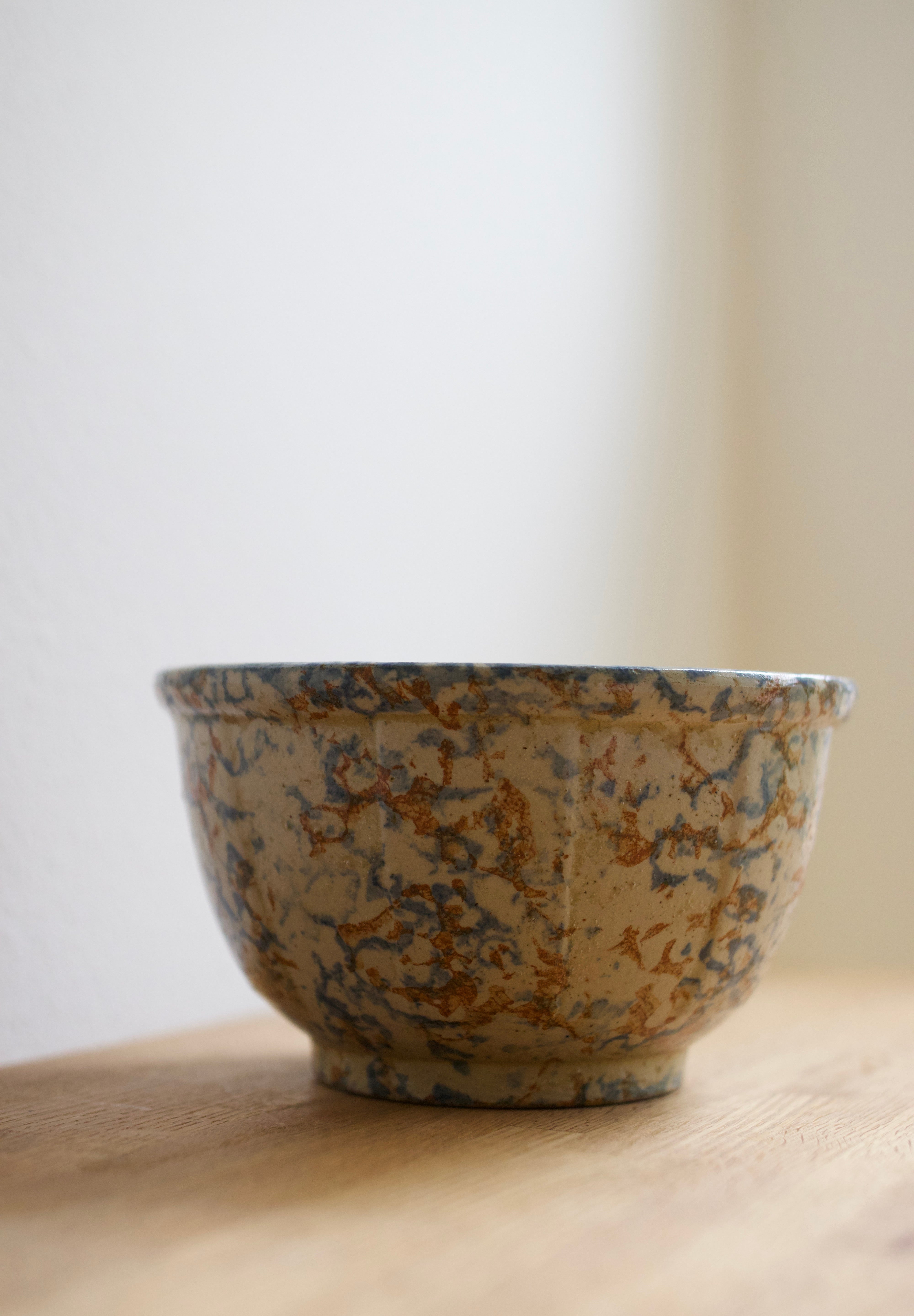 Vintage Red Wing Pottery Spongeware Bowl